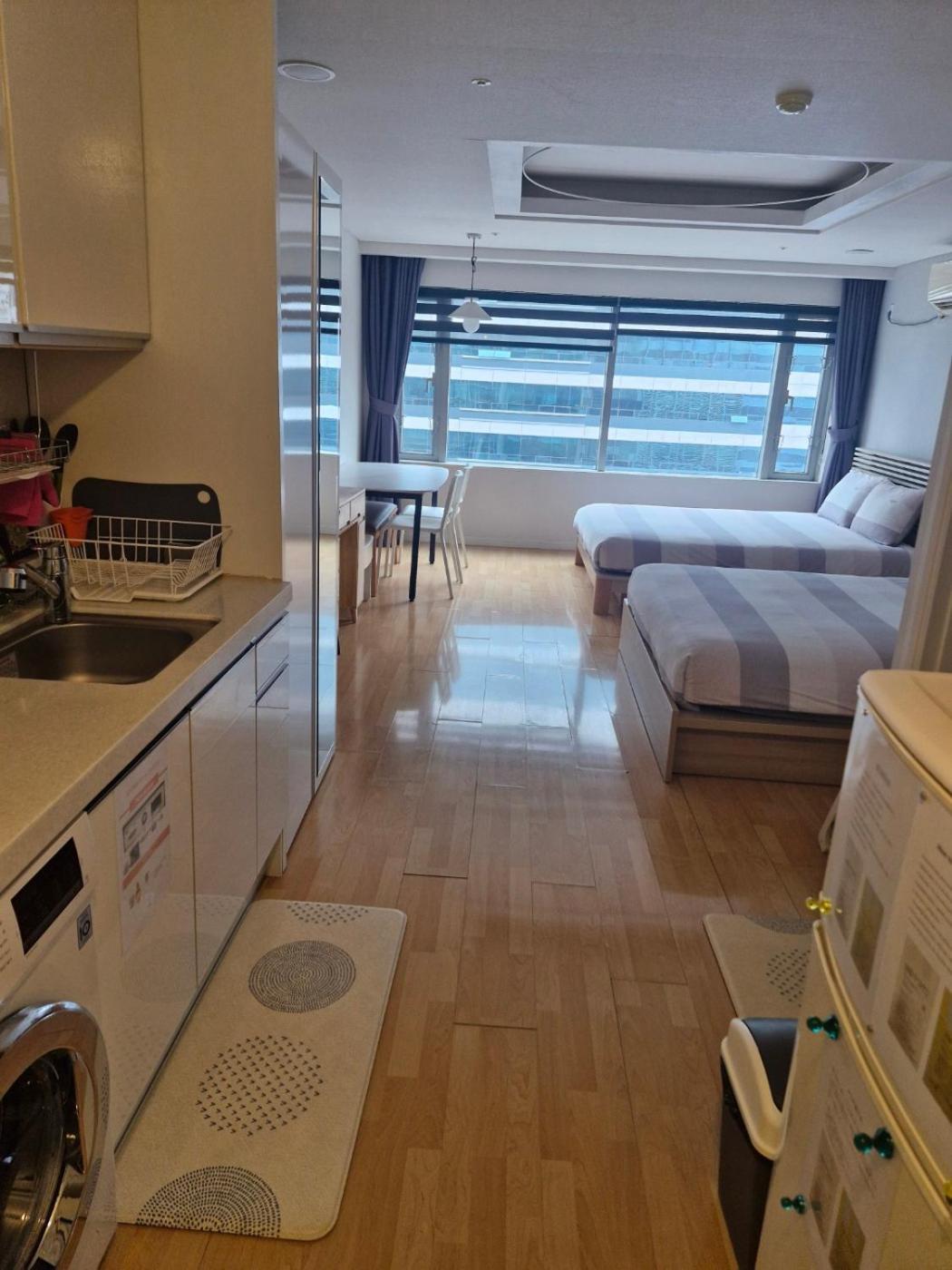 Hongdae Residence 3 - 1Min From Hongik Uni Station Exit #1 Seoul Exterior photo